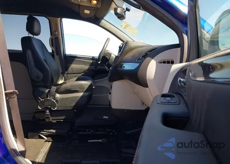 2018 Dodge Grand Caravan Sxt z USA, uszkodzony, nr VIN 2C7WDGCG2JR276836